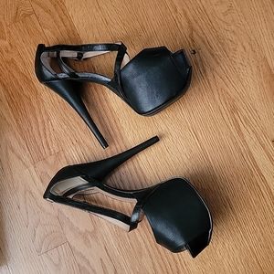 Scene Heels